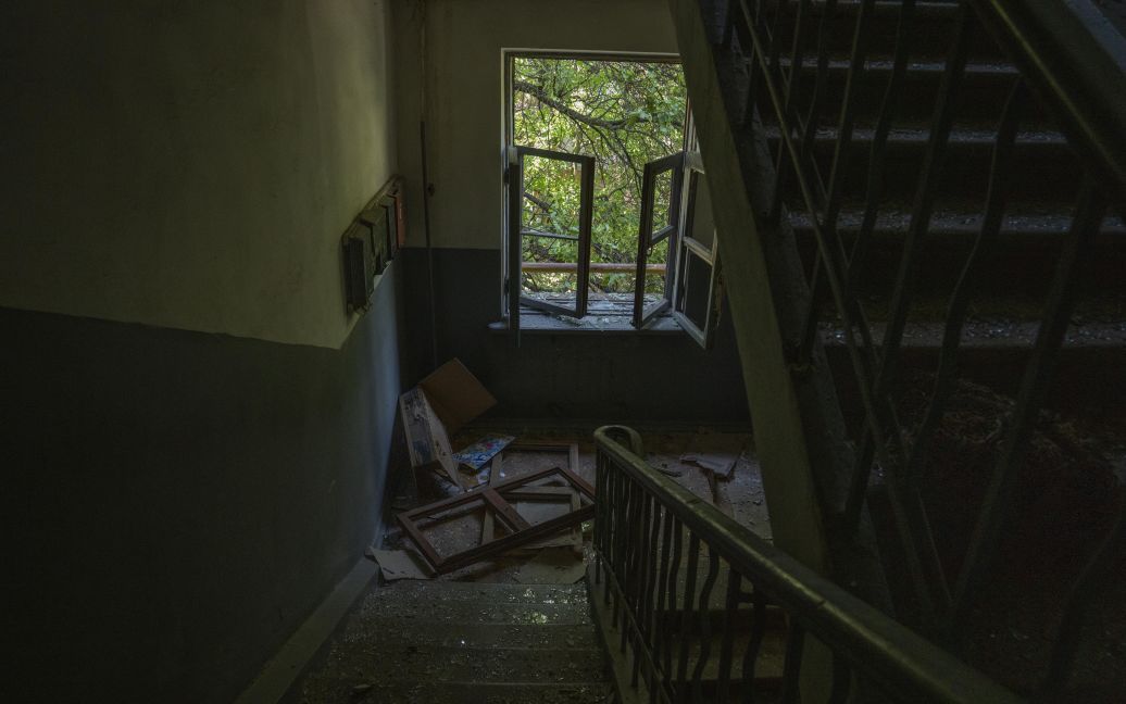 Жителі Бєлгорода навмисне пошкоджують свої будинки, щоб отримати компенсацію “за обстріл”