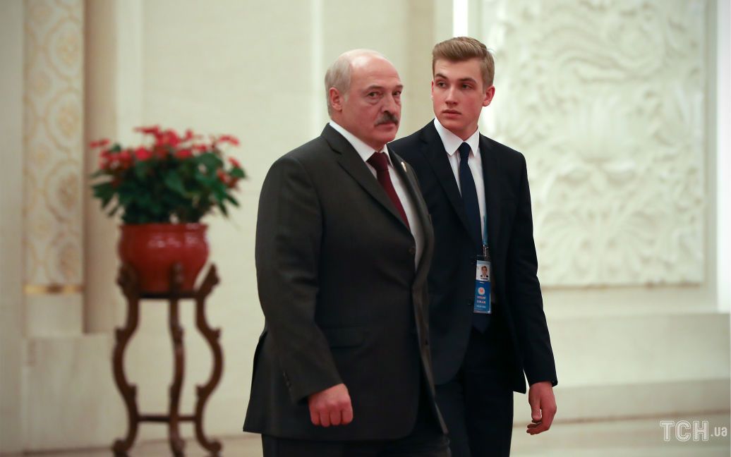 Жива іграшка чи вдалий піархід: що відомо про 17-річного позашлюбного сина Лукашенка