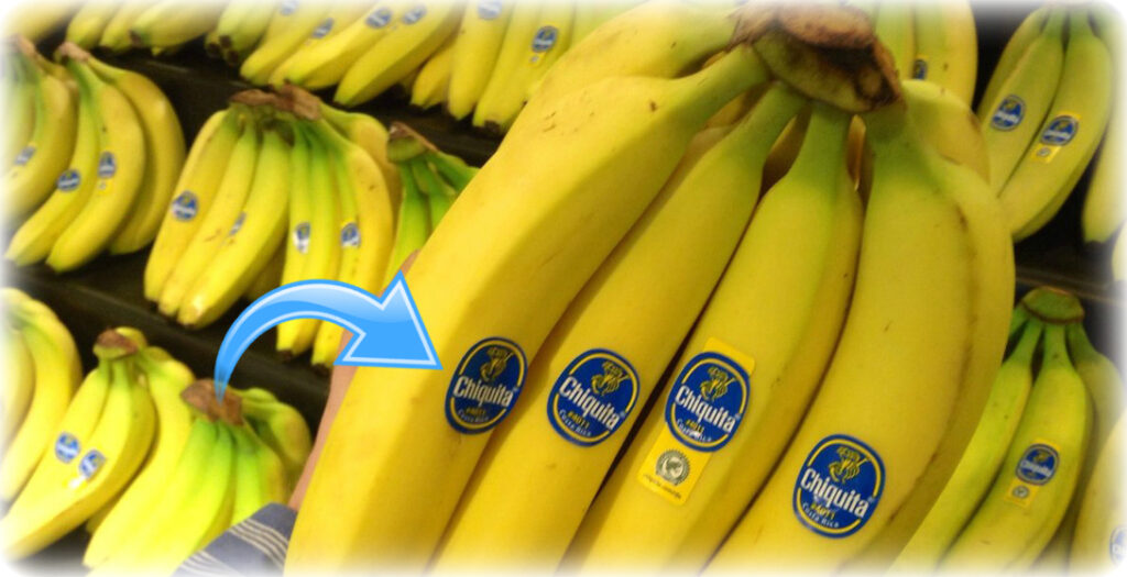 Коли купляєте банани, зверніть увагу на ці наклейки. Це корисно знати