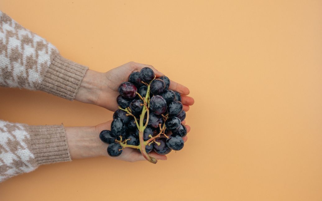 Чому виноград називають “ягодою життя”: його користь для організму