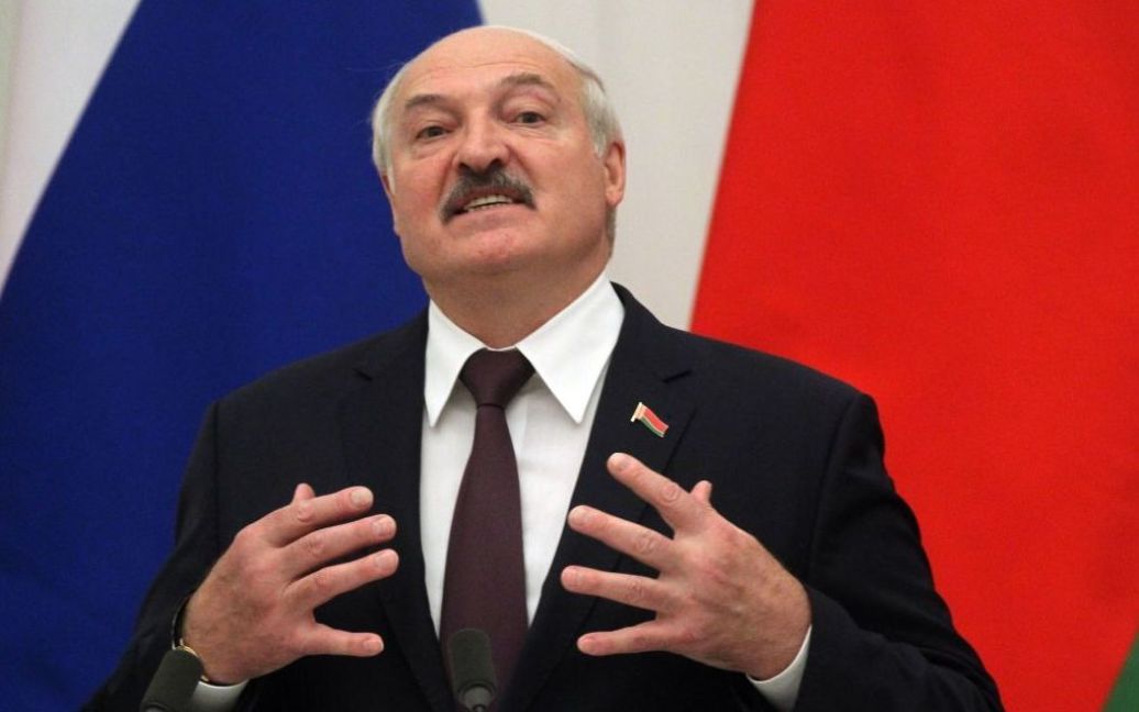 “Злився”, можна сказати”: Арестович пояснив, чому Лукашенко привітав Україну з Днем Незалежності