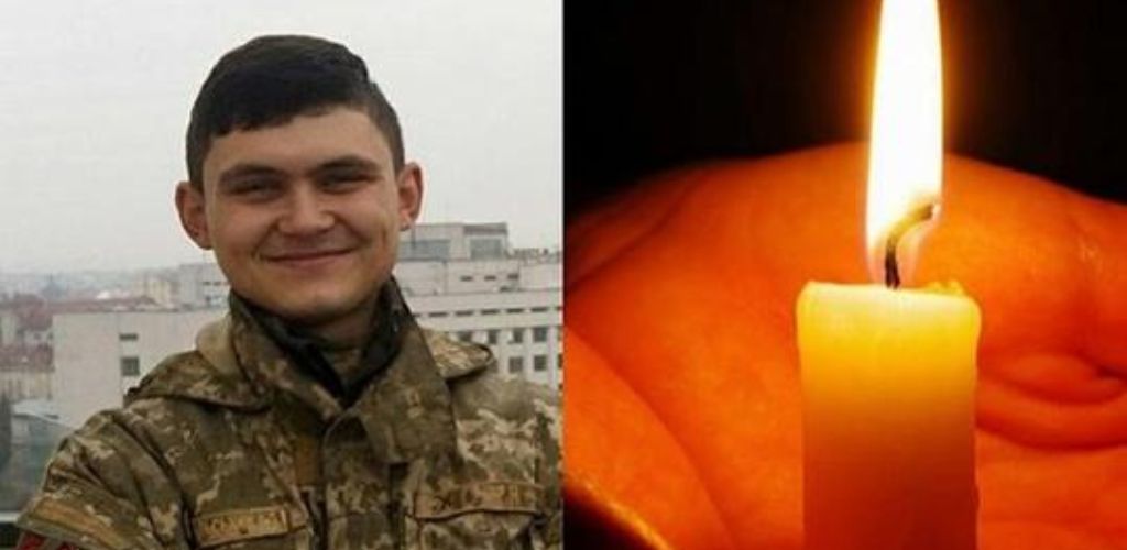 Якuй був красень…Він так любив Україну.. віддав своє жuття щоб ми жили…..Пом”яніть Героя