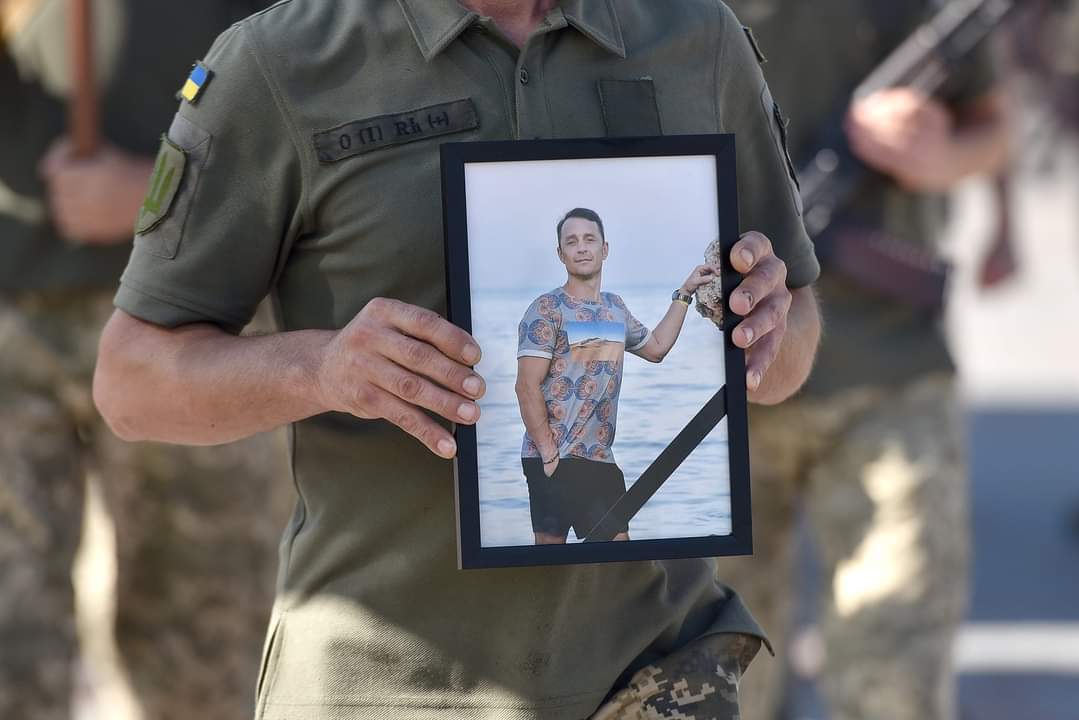 Сьогодні Рівне провело в останню путь вірного сина своєї країни та міста Андрія Бондаренко