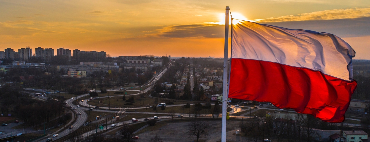 УКРАЇНЦЯМ НЕВДОВЗІ ДОВЕДЕТЬСЯ ПЛАТИТИ ПОДАТКИ В ПОЛЬЩІ