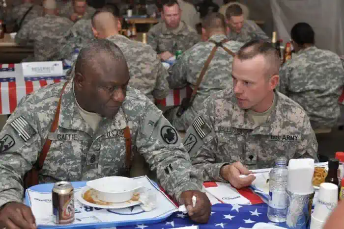 Американським військовим заборонили їсти булочки з маком