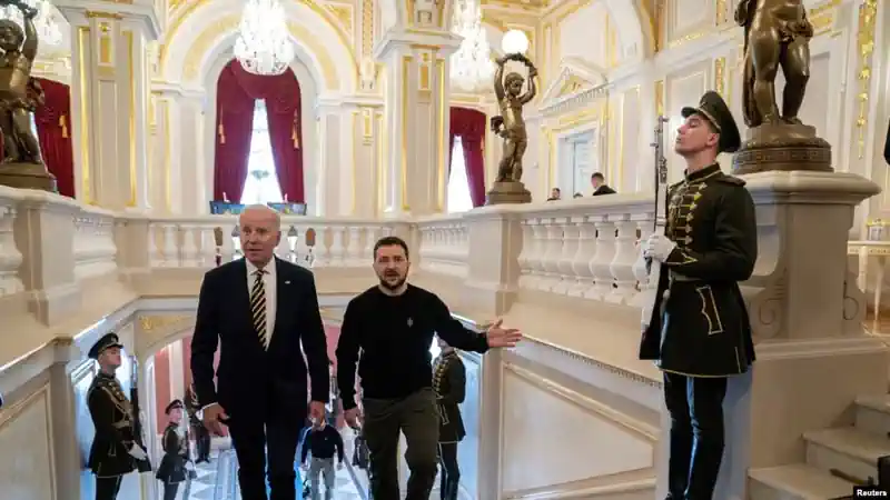 Як Байден Путіну пропаганду поламав і до чого тут Пекін