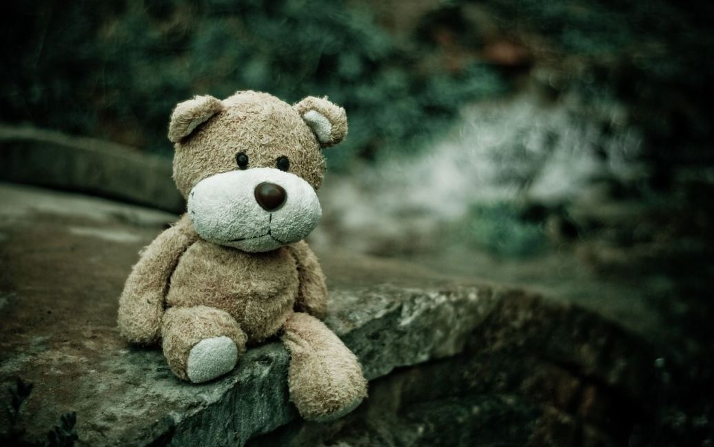 Подружжя попросило знайому приглянути за дитиною: вона віддала їм мерtве тіл0 немовляти