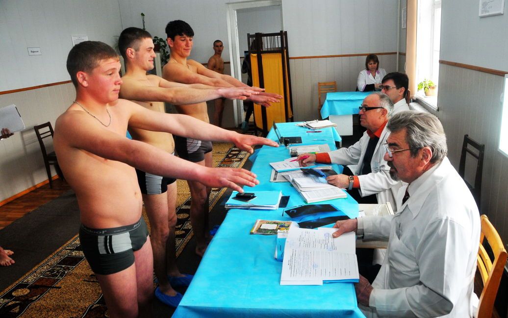 З якими хворобами не беруть до армії: детальний список