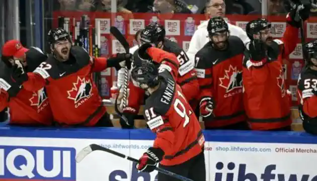 Канада вийшла у фінал ЧС-2023 з хокею, обігравши Латвію