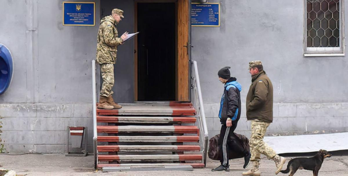 Мобілізація в Україні: адвокат обурився нюансом щодо військової служби за місцем проживання