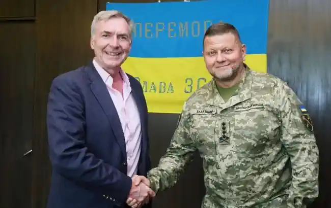 До Києва приїхав начальник Штабу оборони Британії: уже зустрівся із Залужним