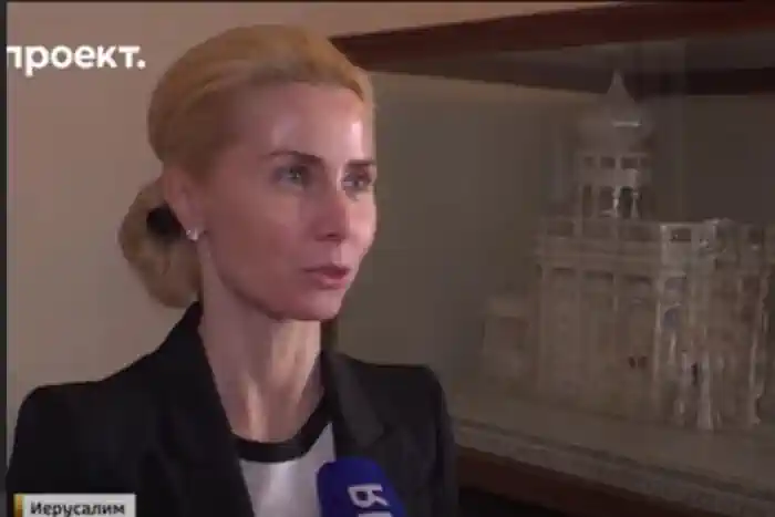 Розслідування: Дружина глави МНС Росії причетна до вивезення українських дітей