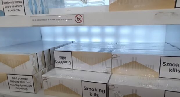 Цигарок не більше 2 пачок, алкоголю – 2 літри: набув чинності новий закон