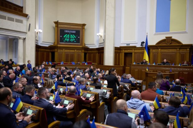 На українців чекають нові штрафи і не тільки: Кабмін відправив до Ради новий закон — буде як у США