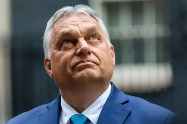 Європарламент засудив шантаж Орбана