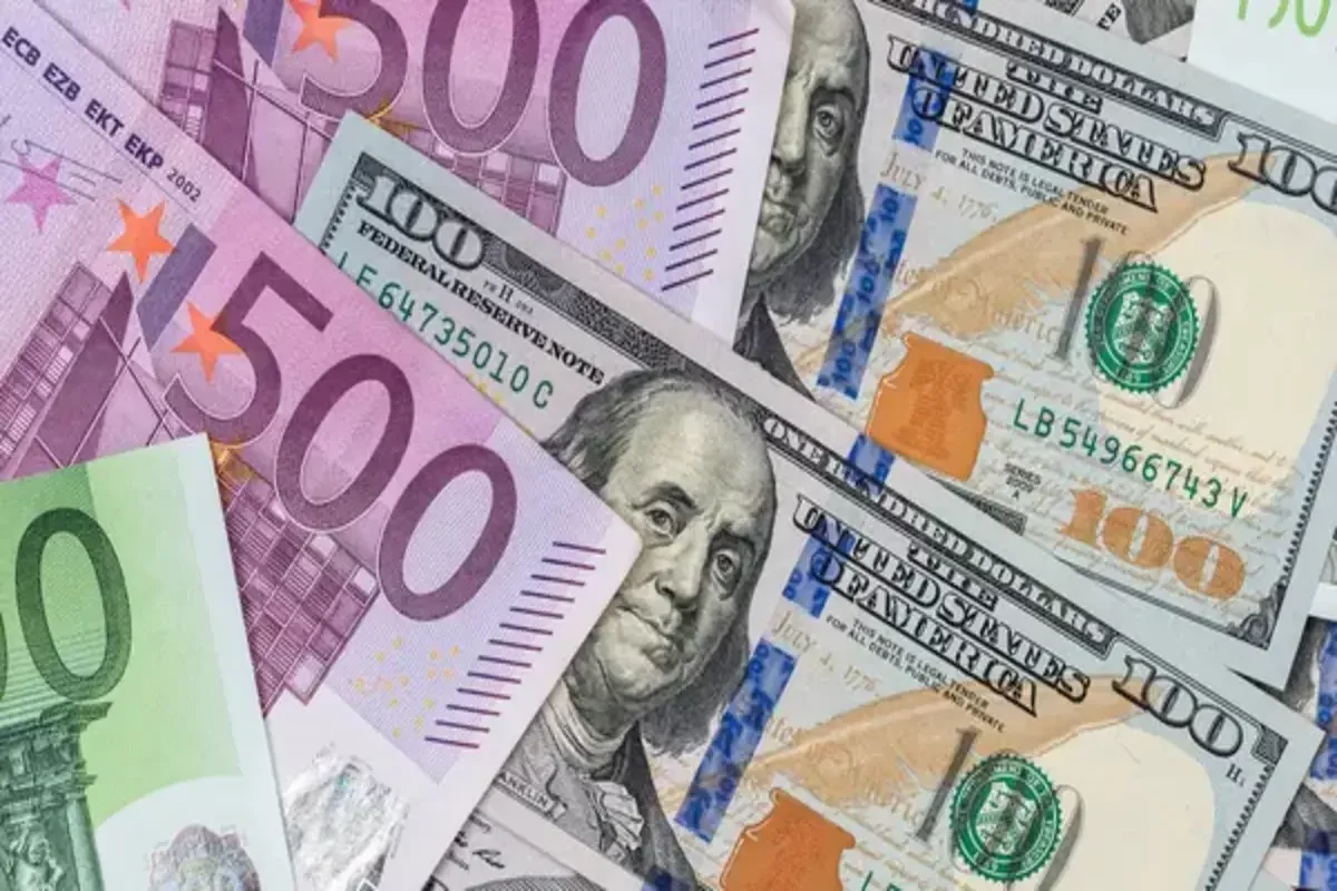 “Курс валют на порозі шаленої бурі в обмінниках, долар може стати недоступним для цих українців”: нові правила купівлі