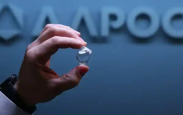 Рада ЄС запровадила санкції проти російської алмазної компанії "Алроса" та її гендиректора