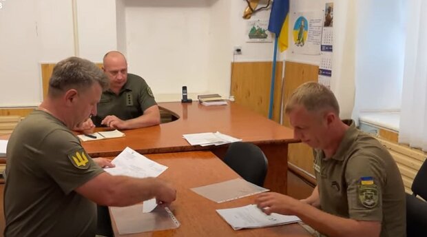 Усі хворі зцілятимуться та стануть придатними: що спливло у новому проекті закону про мобілізацію