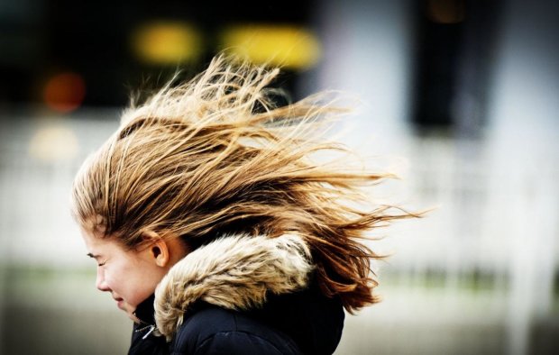 Бережіться штормового вітру і це не жарт: синоптик Діденко попередила як дутиме