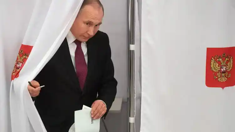 Що станеться з Росією після «президентських виборів Путіна»