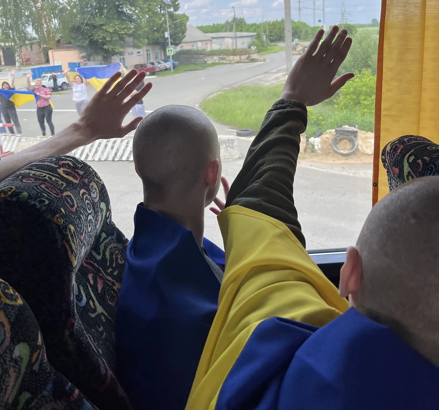 Наші повертаються додому. Епізод великого обміну у червні 2025 року. Наші повертаються додому. Епізод великого обміну у червні 2025 року.